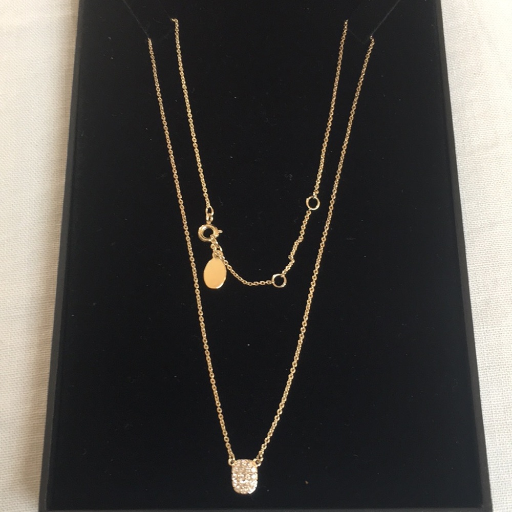 ❤️2/$15 3/$20 Gold tone layering necklace
